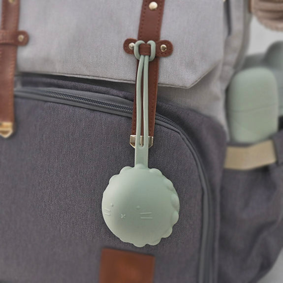soother-holder-8