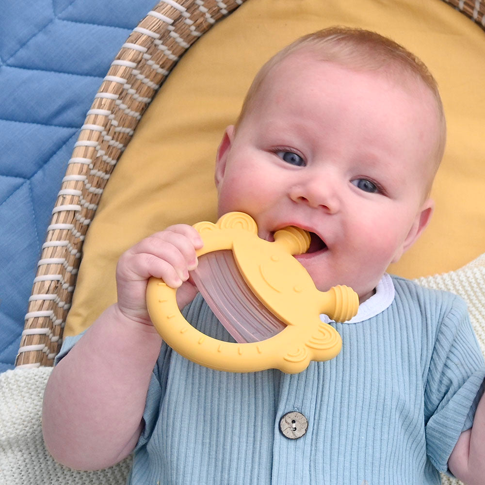 bee-cooling-teether-2