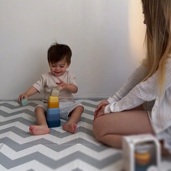 silicone-stacking-cups-toy-e 